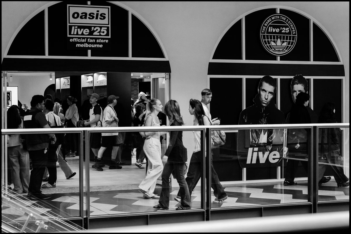 Melbourne Fan Store - Live '25 Map – Official Oasis Tour